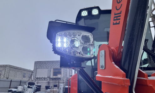 Фронтальный погрузчик HZM XC300 PRO